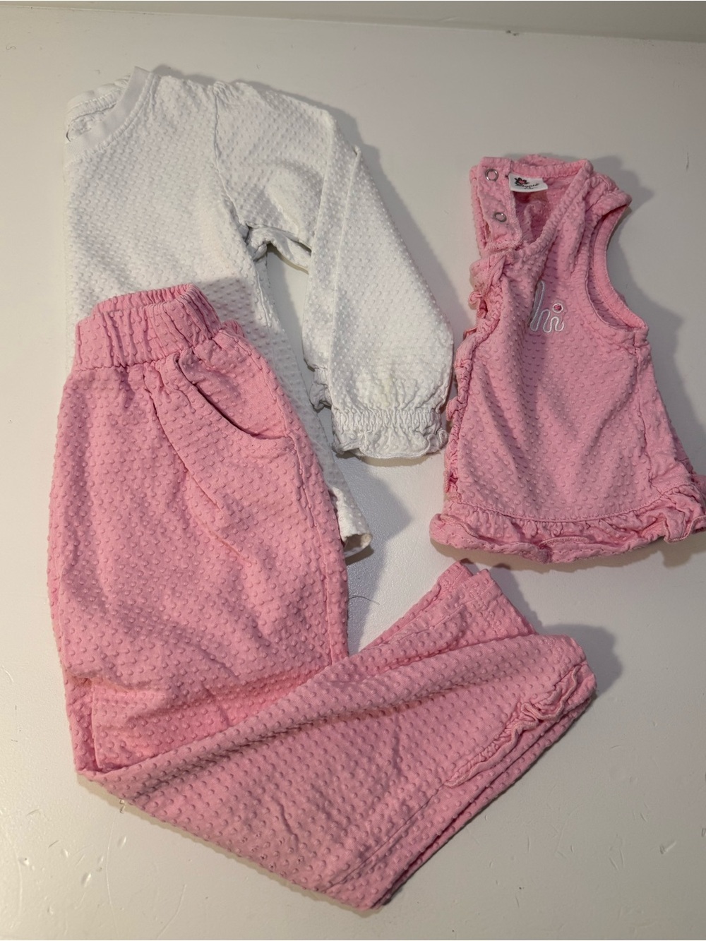 Annie 24 Girls 3-4Y Pink White 3 Piece Outfit Set Ruffle Tank Pants Top